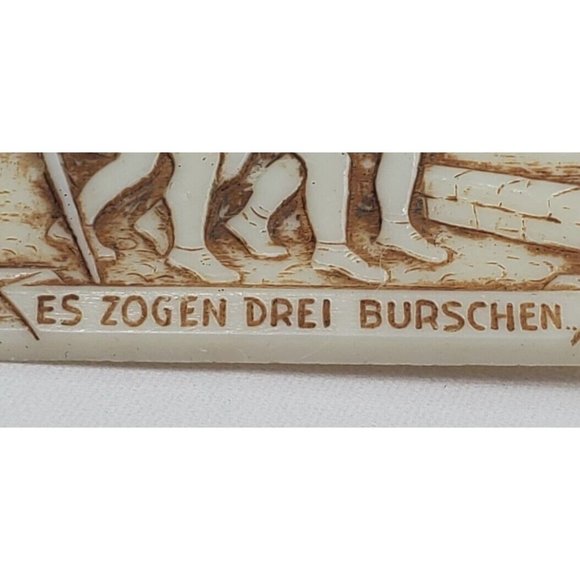 1920s German Celluloid Brooch Silent Film IT ATTRACTED THREE FELLOWS Pin Vtg - Picture 3 of 11